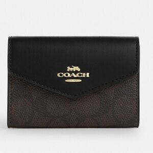 Coach Flap Card Case in Signature Canvas NWT